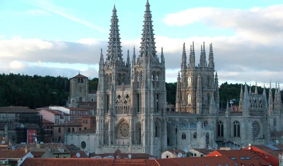 Ferienwohnung Vivienda En Perfecta Ubicacion Al Lado De La Catedral De Burgos Atuaire Exterior foto